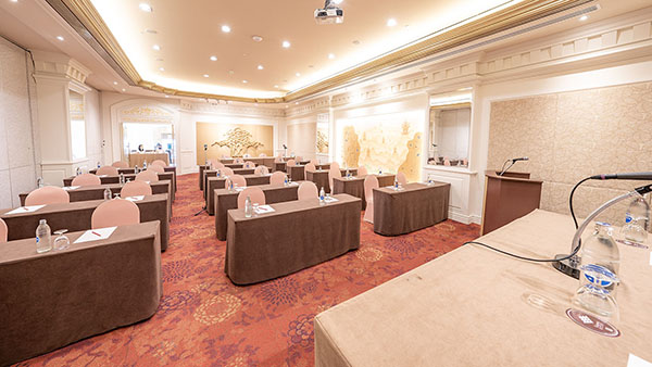 Pimarnthong Room